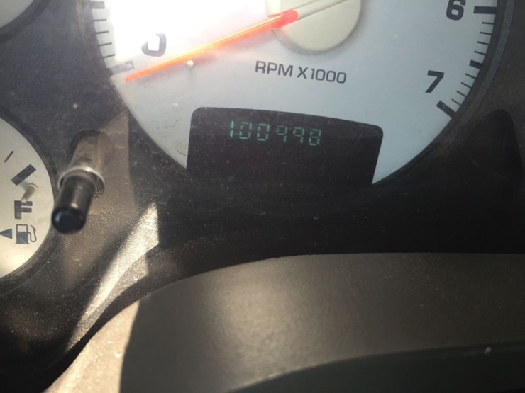 2005-dodge-2500-image-7