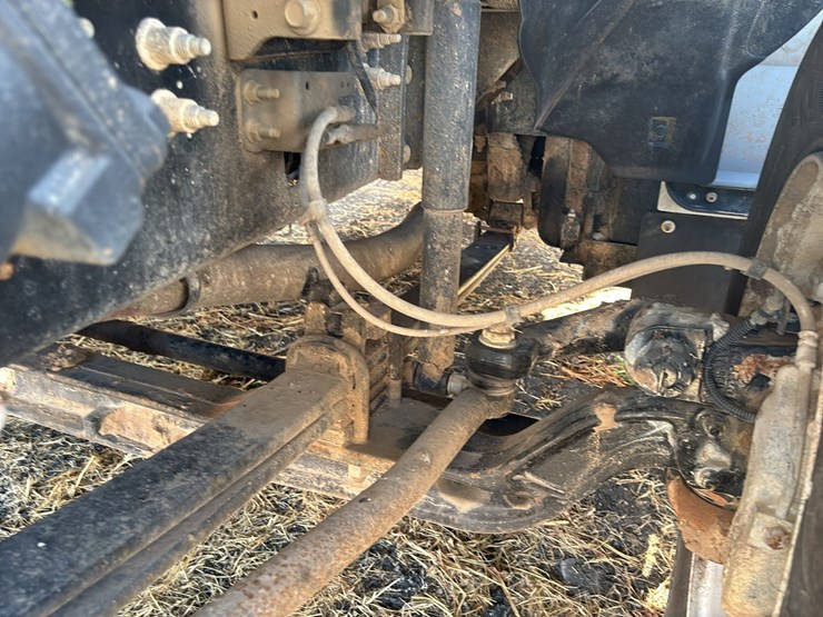 2024-ford-f750-image-13