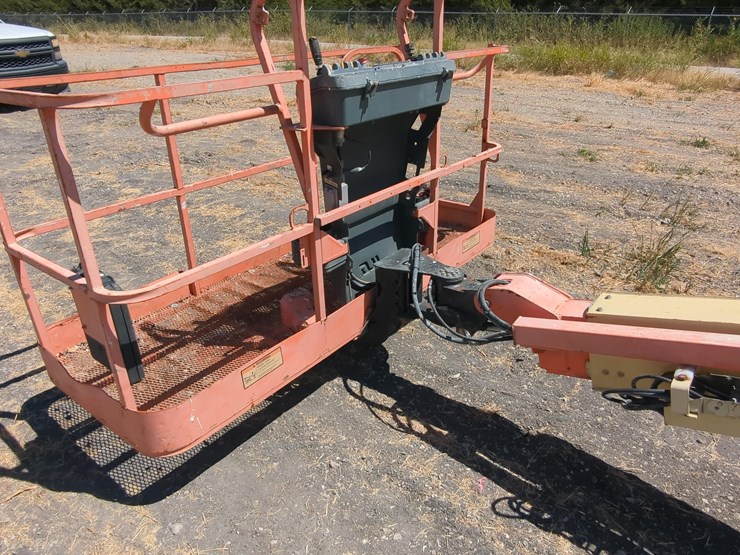 jlg-400s-image-7