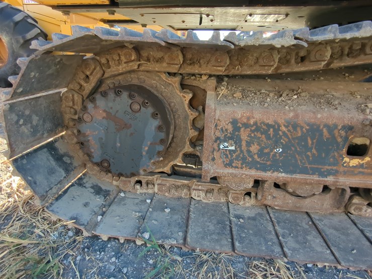 2023-kobelco-sk260-lc-11-image-14