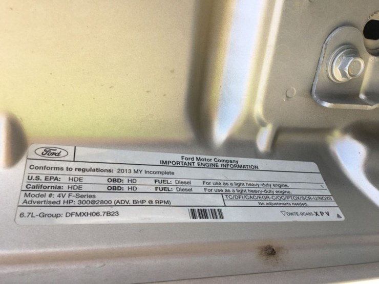 2013-ford-f550-xl-image-15