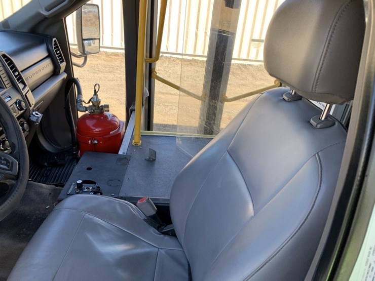2019-ford-f550-xl-image-6