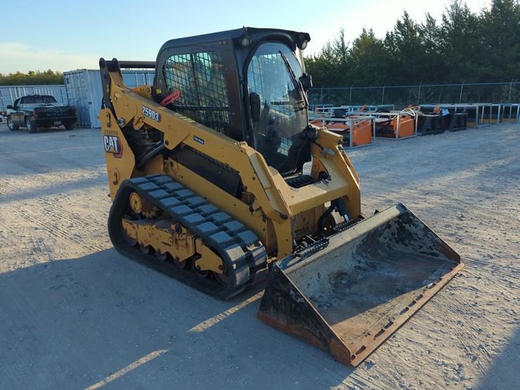 2021-caterpillar-259d3-image-4