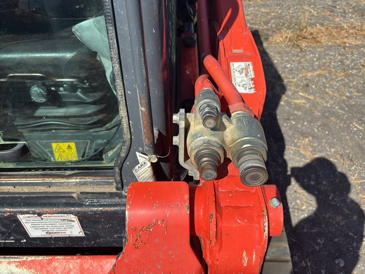 2023-kubota-svl75-2hwc-image-14