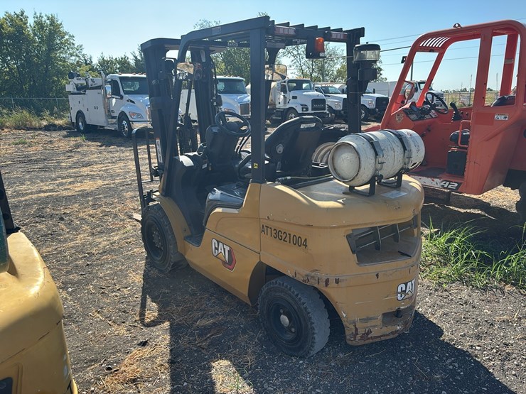 2023-caterpillar-gp30n-image-5