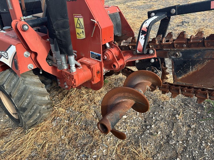 ditch-witch-rt45-image-8