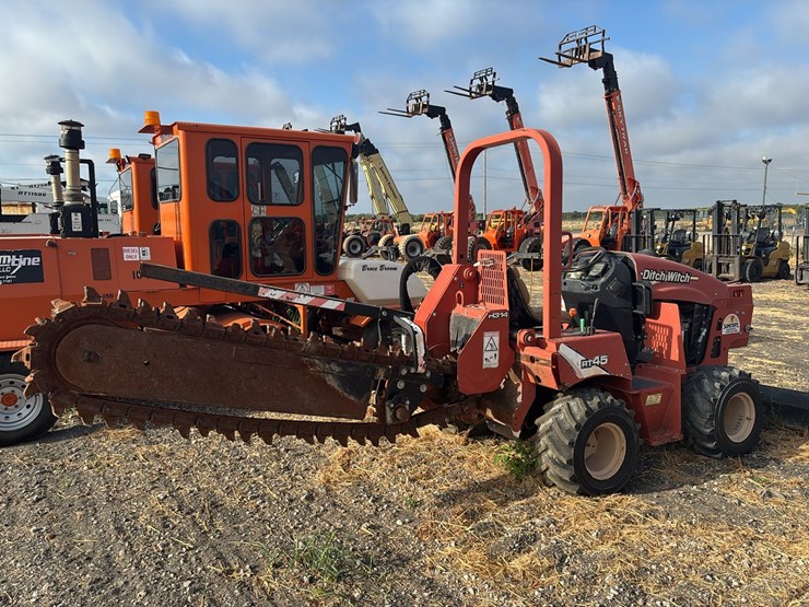 ditch-witch-rt45-image-4