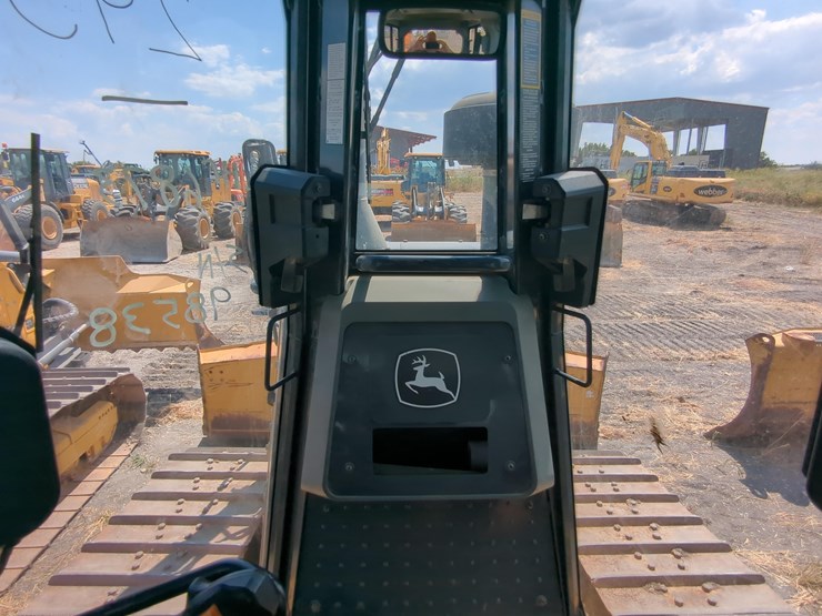2021-deere-850-wt-image-23