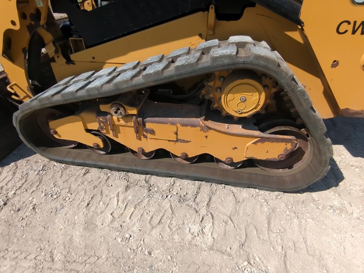 2022-caterpillar-259d3-image-6