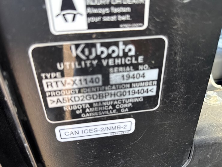 2017-kubota-rtvx1140-image-33