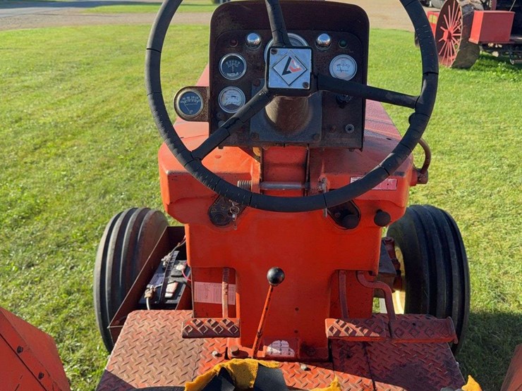 allis-chalmers-d21-image-27