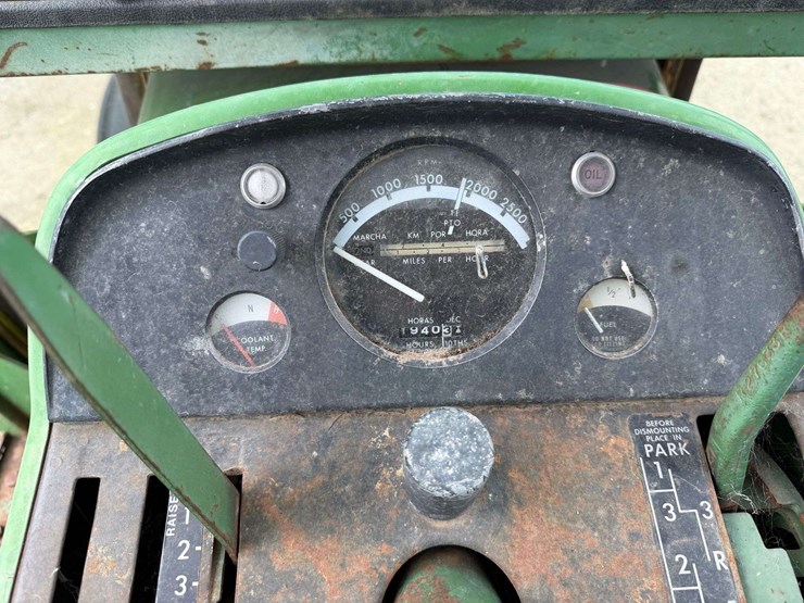 john-deere-4020-image-35