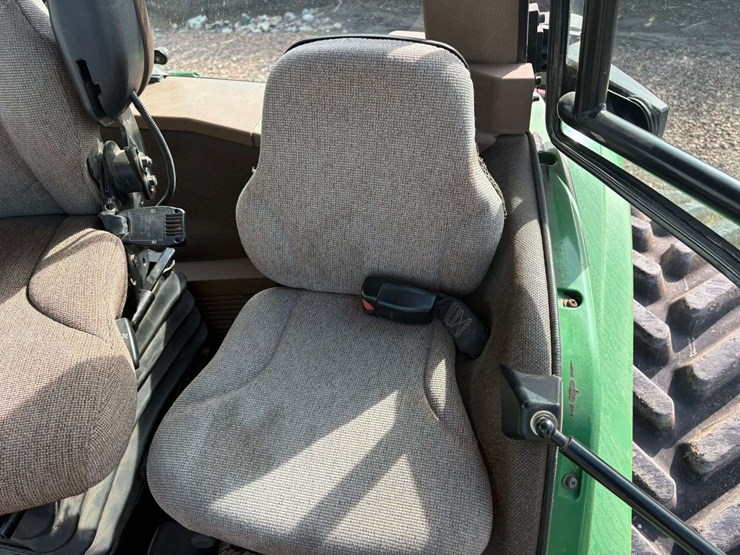 2006-john-deere-8430t-image-48