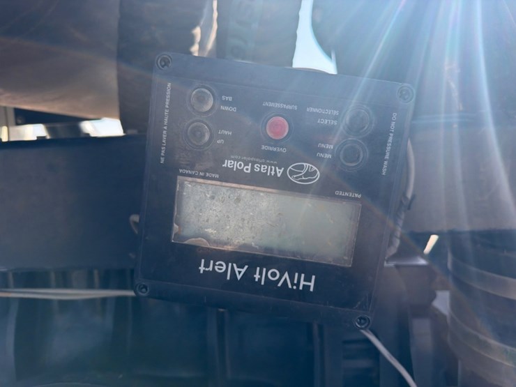 2024-kenworth-t880-image-9