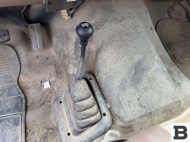 1996-ford-f250-image-33