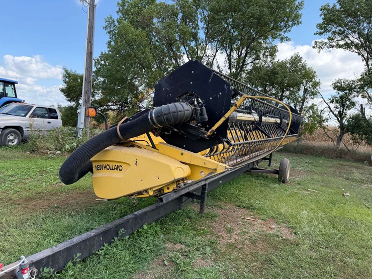 new-holland-73c-image-2
