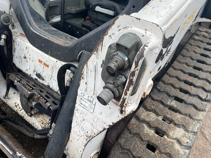 bobcat-t590-image-26
