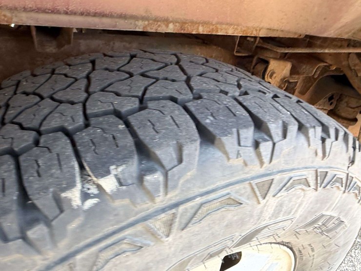 2010-ford-f150-lariat-image-30