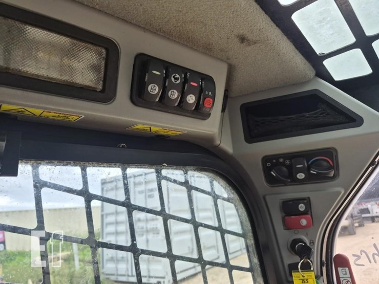 caterpillar-299d2-image-15