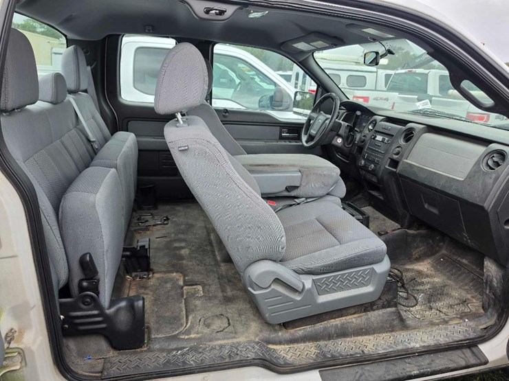 2014-ford-f150-xl-image-7