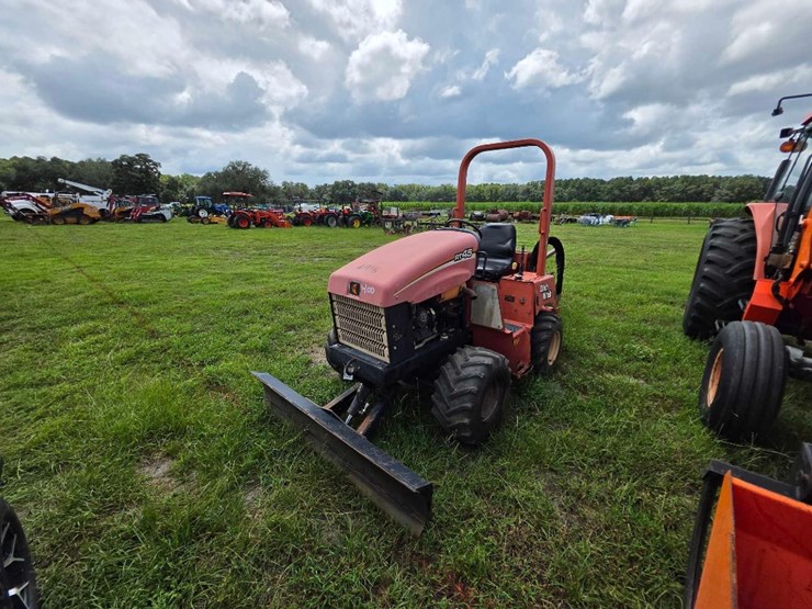 ditch-witch-rt45-image-2