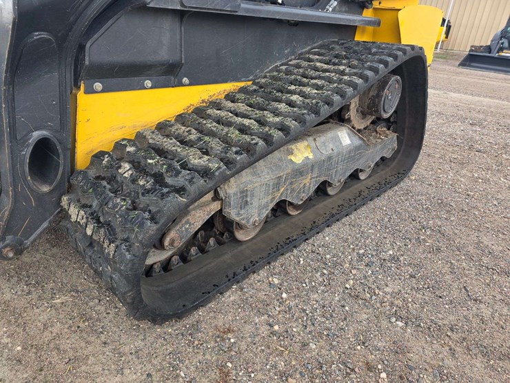 new-holland-c232-image-14