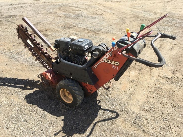 2006-ditch-witch-1030-image-3