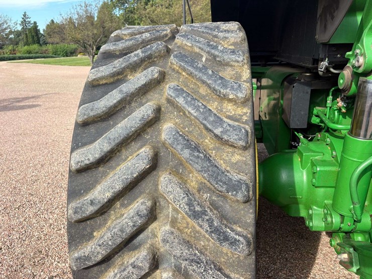 2006-john-deere-8430t-image-23