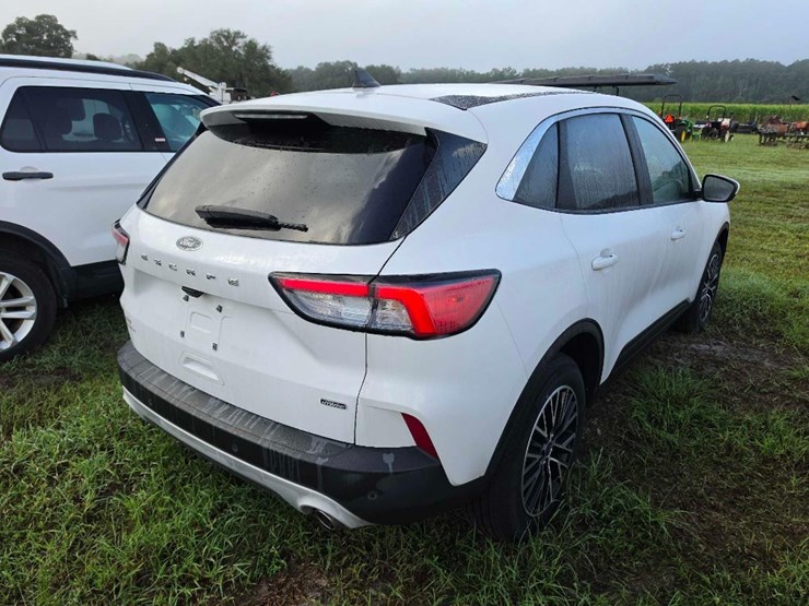 2022-ford-escape-image-6