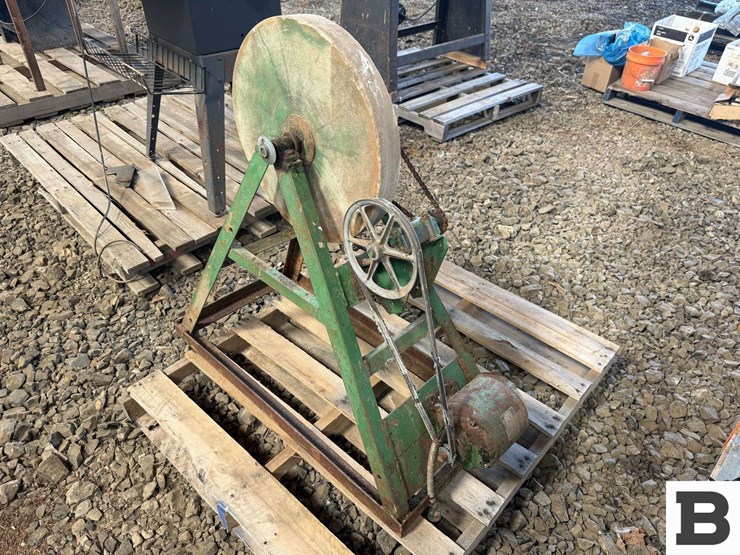 electric-farm-tool-grinding-&-sharpening-wheel-image-3