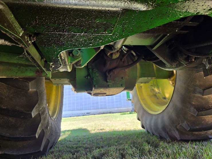1992-john-deere-8760-image-43