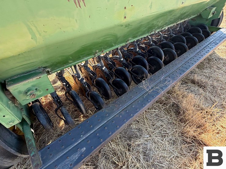 john-deere-8350-image-31