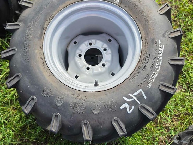 247---2-lawn-trac-26x12.00-12nhs-image-2