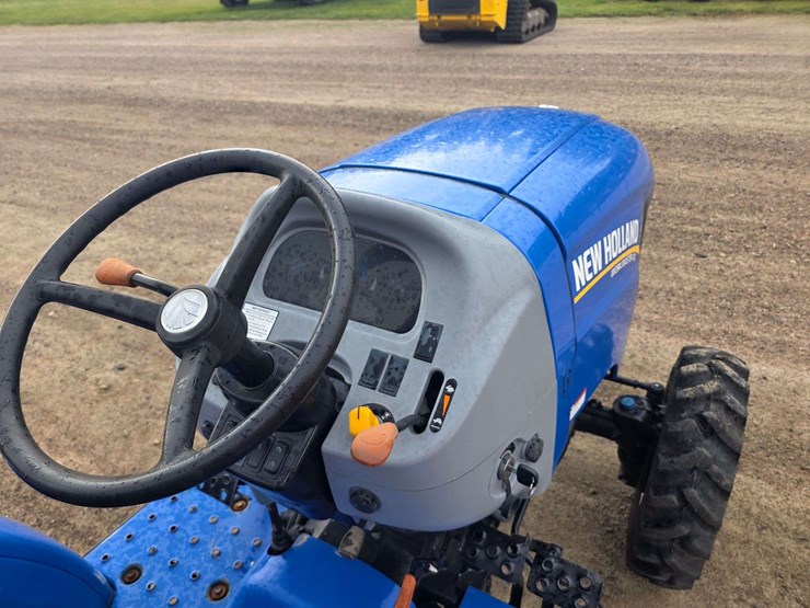 2022-new-holland-workmaster-40-image-19