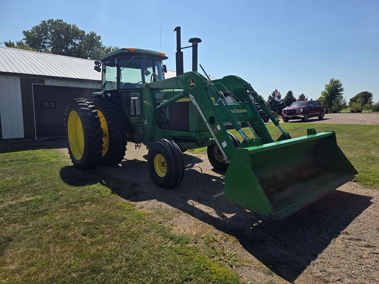 1977-john-deere-4430-image-10