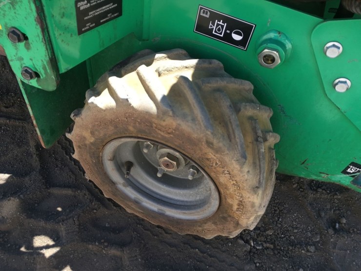 2021-ditch-witch-c14-image-7