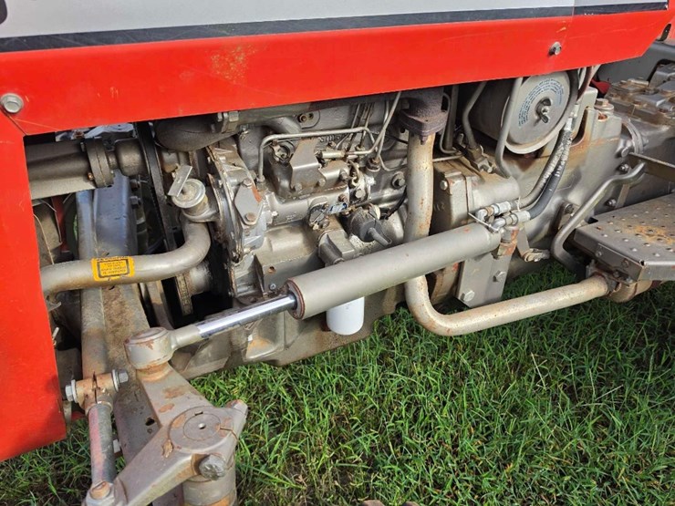 massey-ferguson-245-image-8