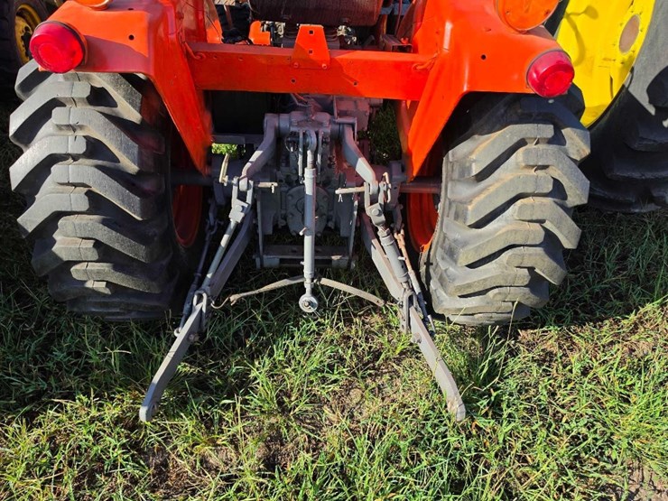 kubota-b8200-image-6