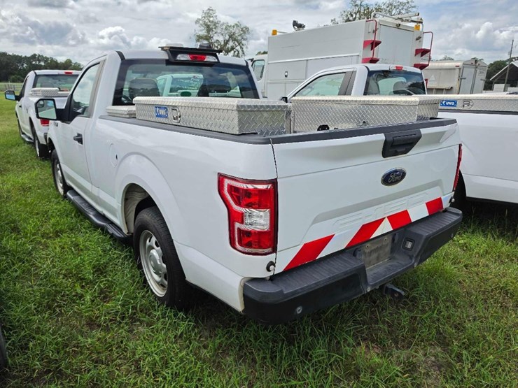 2019-ford-f150-xl-image-4