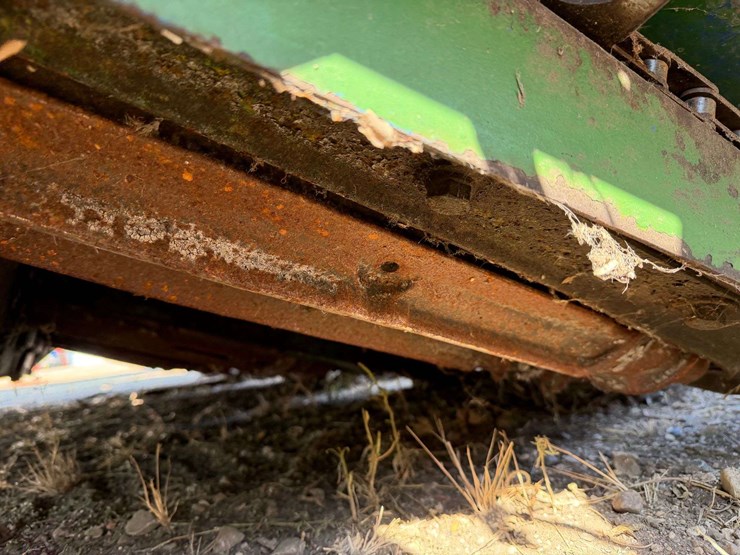 john-deere-444-image-12