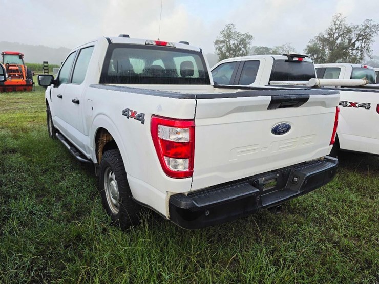 2022-ford-f150-xl-image-4