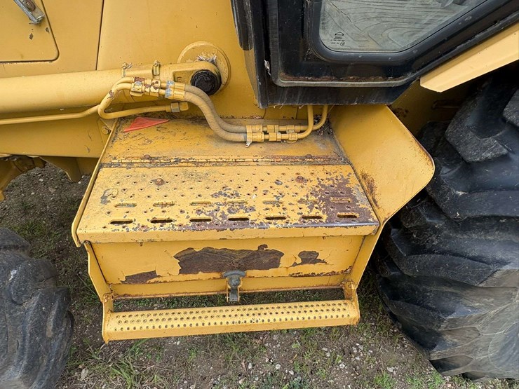1995-caterpillar-426b-image-12