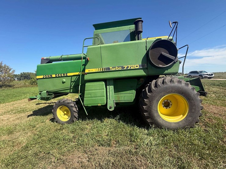 john-deere-7720-image-6
