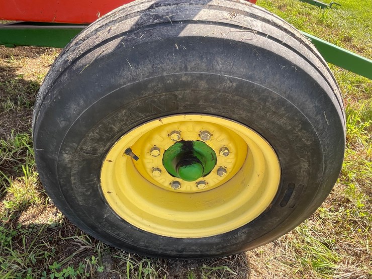 john-deere-1075-image-14