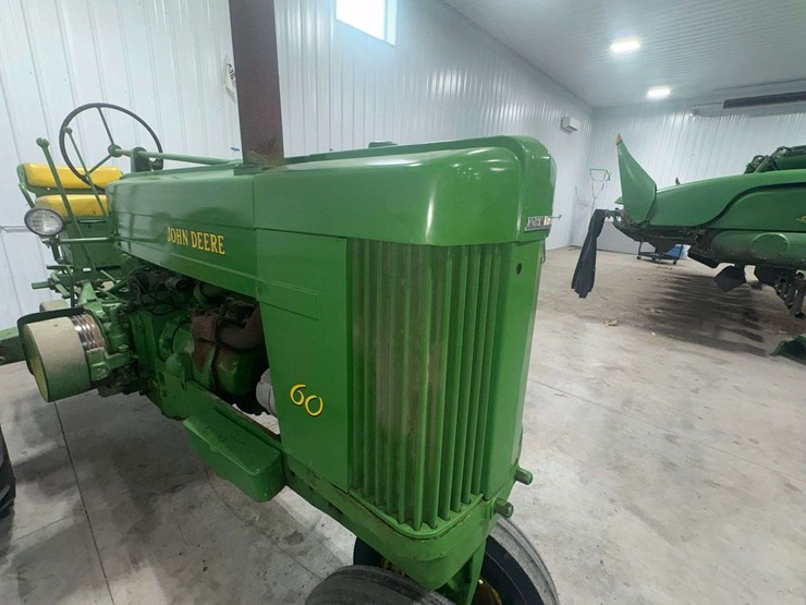 1955-john-deere-60-image-33