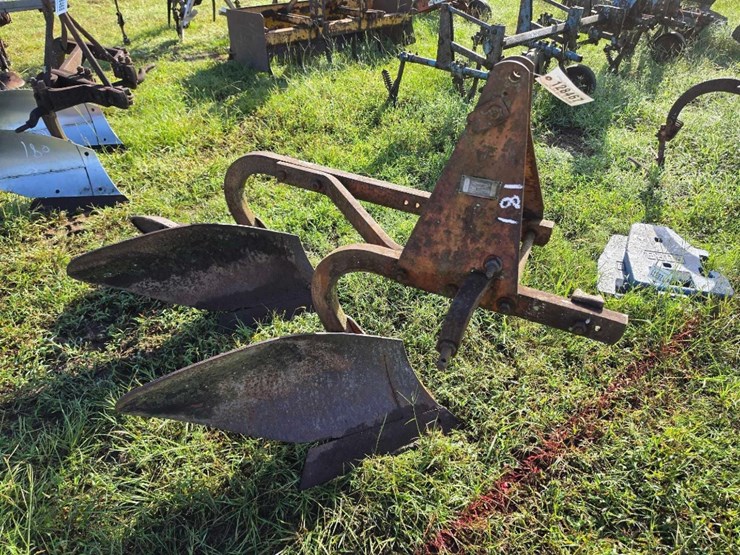 181---2-row-bottom-plow-image-1