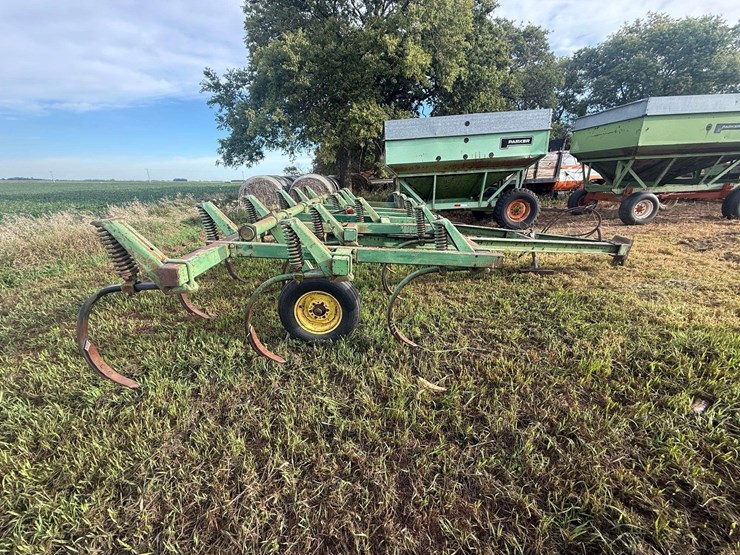 john-deere-1610-image-8