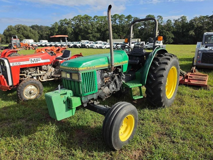 john-deere-5400-image-2