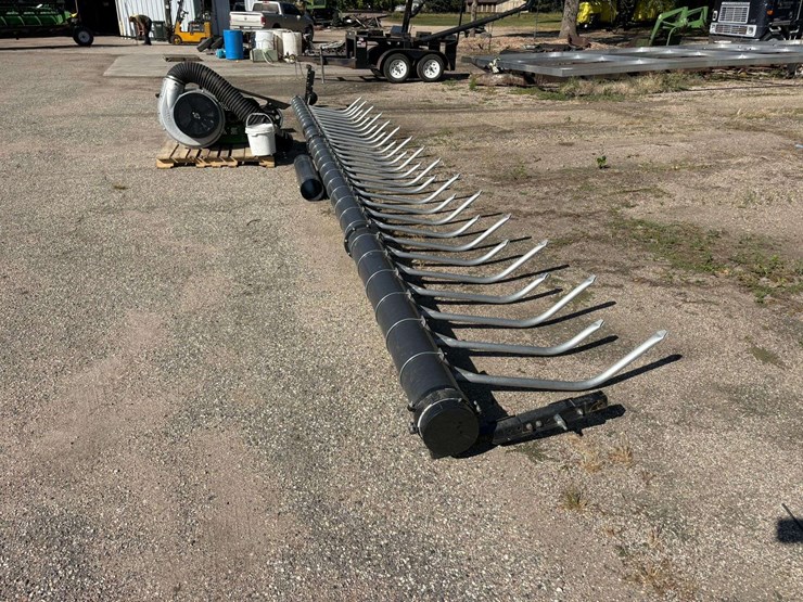 john-deere-630f-image-8