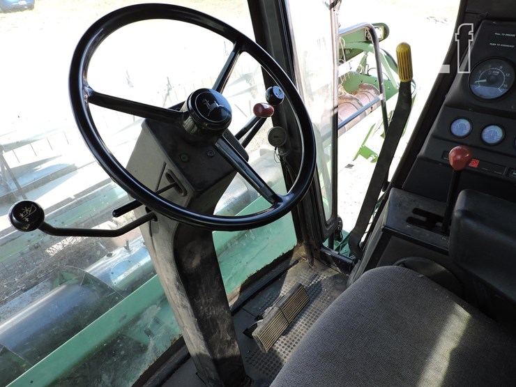 1983-john-deere-6620-image-8